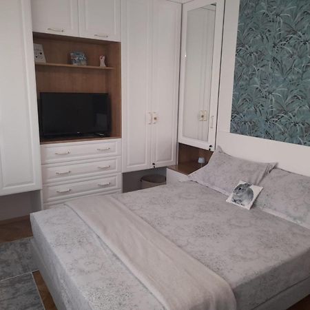Rooms In เนเซบาร์ ภายนอก รูปภาพ